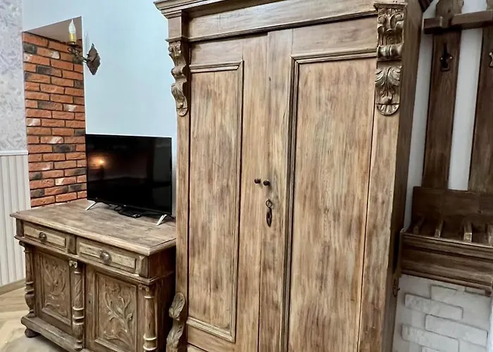 Antique In Appartamento Cracovia